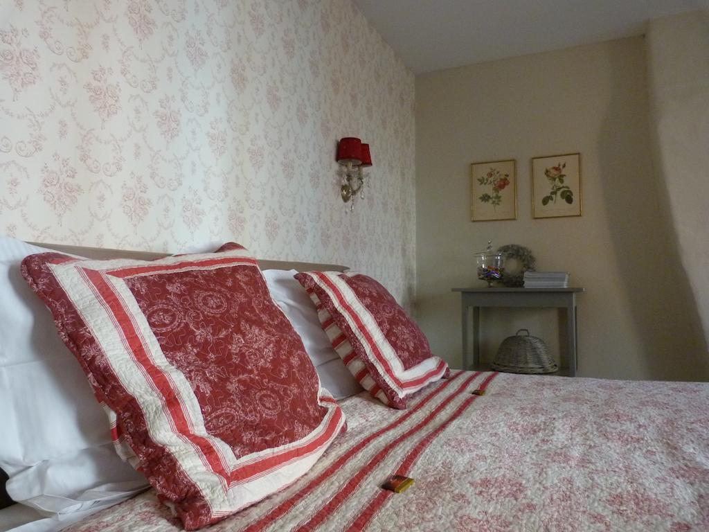 Guesthouse Alizee Lovaina Quarto foto